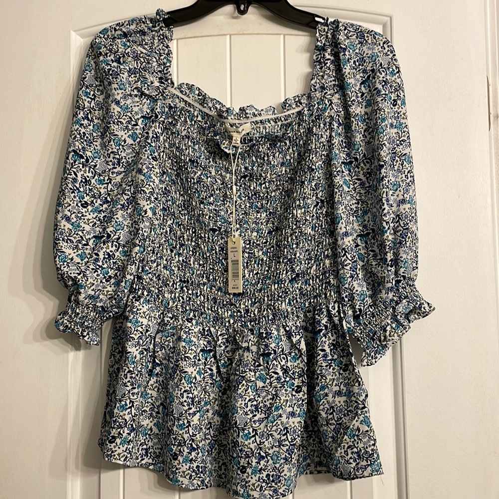 Max Studio blouse. New with tags